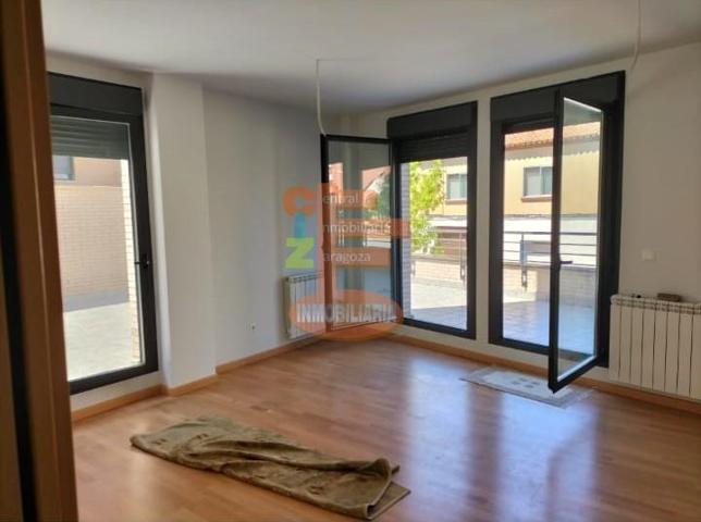 Piso en venta en Tudela de 66 m2 photo 0
