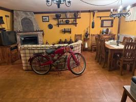 Adosado en venta en Calatayud de 245 m2 photo 0