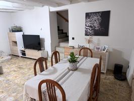 Casa - Chalet en venta en Calatorao de 294 m2 photo 0