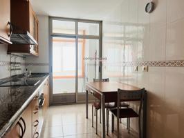 PISO ALQUILER EN O BURGO photo 0