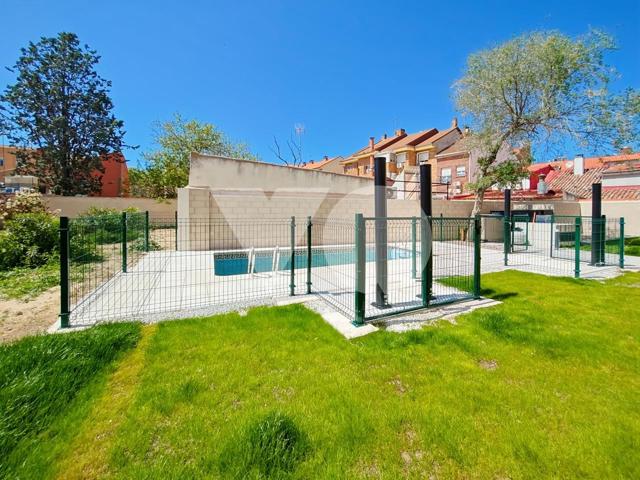 Se vende piso en Barajas photo 0