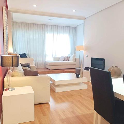 Piso en venta en Madrid de 83 m2 photo 0