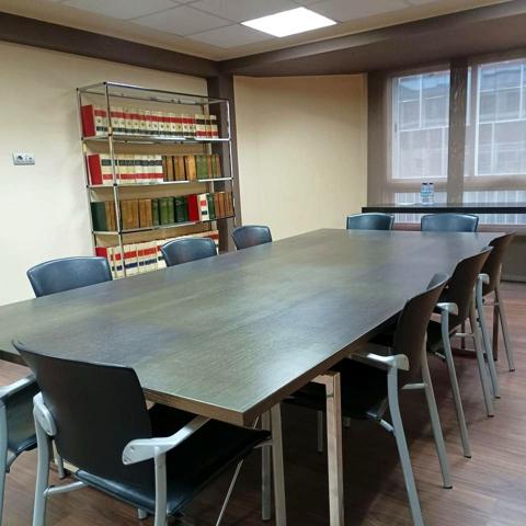 oficina 458 m2c. calle Orense-Raimundo Fernández Villaverde photo 0