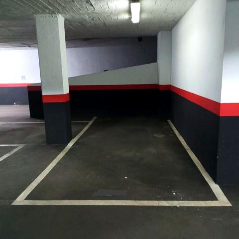 Plaza De Parking en venta en Madrid de 26 m2 photo 0