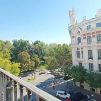 Piso en alquiler en Madrid de 200 m2 photo 0