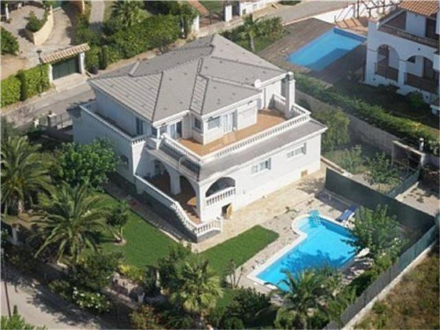 Casa En venta en Lloret De Mar photo 0