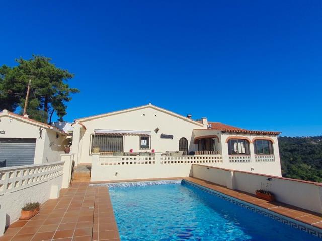 Casa En venta en Lloret De Mar photo 0