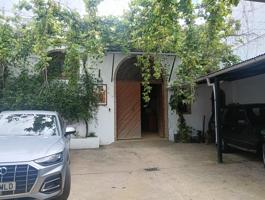 Venta de casco de bodega en zona El Carretero – Espacio funcional y versátil de 413 m² photo 0