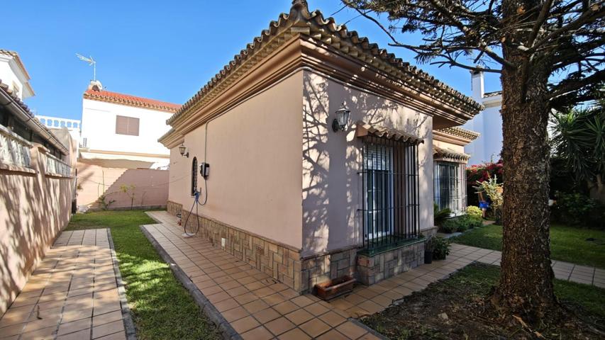 🏡 Chalet independiente en zona La Soledad – Preciosa parcela de 300 m2, listo para entrar a vivir photo 0