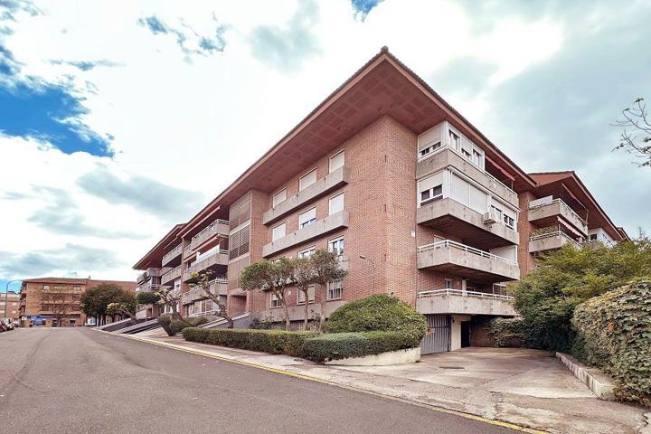 Piso En venta en Majadahonda photo 0