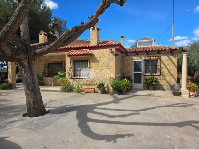 Chalet en venta en Alicante - Alacant photo 0