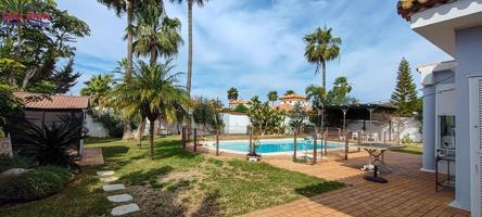 PRECIOSO CHALET EN SANCTI PETRI photo 0