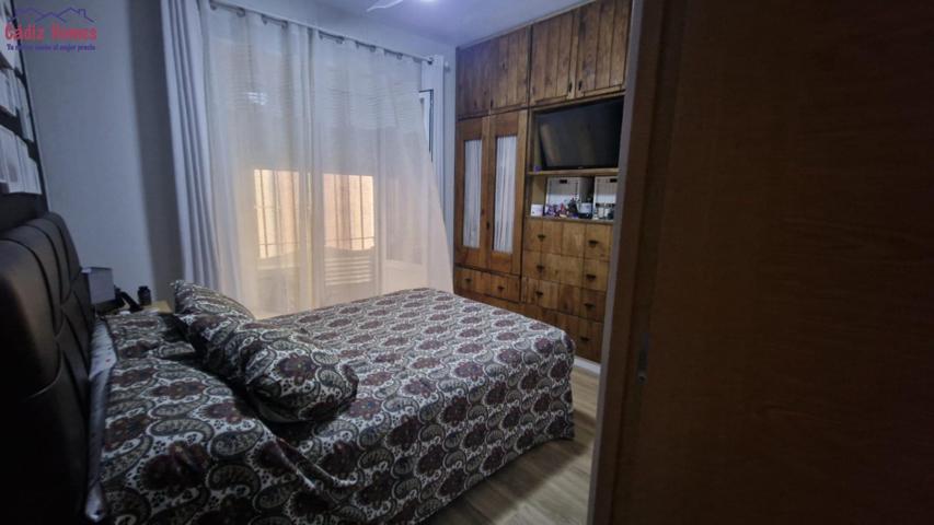 AMPLIA VIVIENDA.-ZONA CATEDRAL photo 0