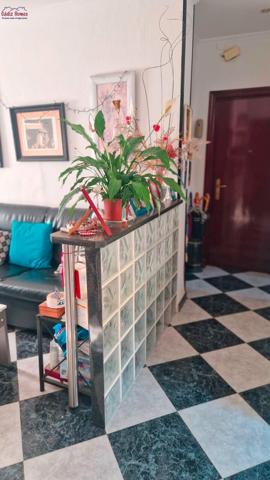 Piso en venta a escasos metros del Paseo de la Bahía photo 0