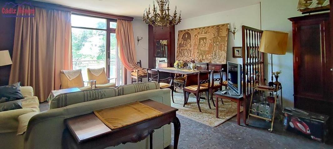 EXCLUSIVA VIVIENDA EN PLENO CENTRO photo 0