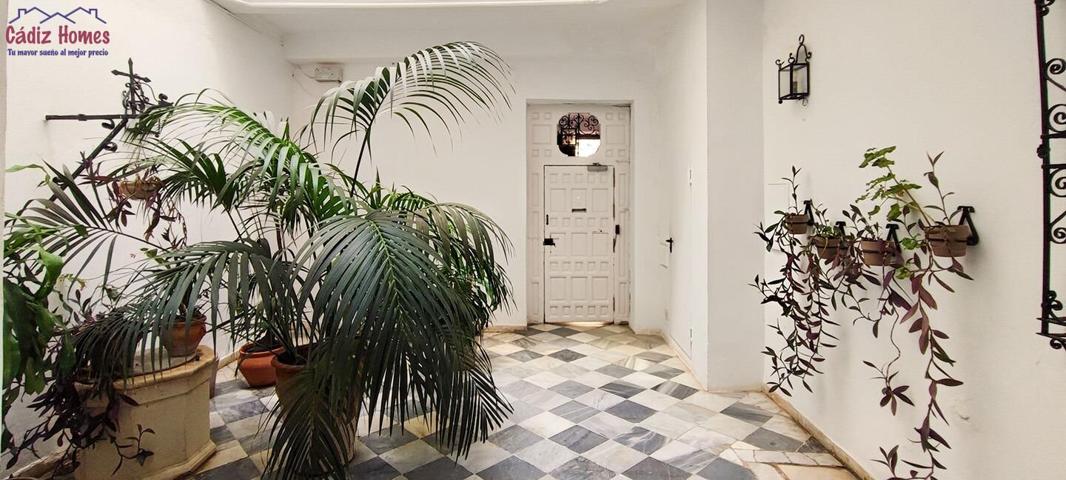 Preciosa vivienda en pleno centro.-Zona Plaza San Antonio photo 0