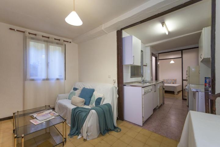 Venta en calle Descalzos, Casco Viejo, Pamplona photo 0