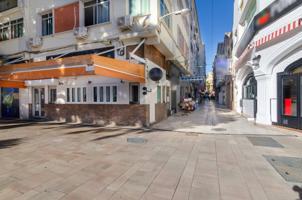 Se vende local comercial en el centro de Torremolinos photo 0