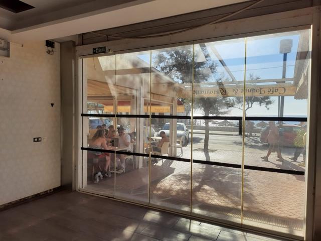 LOCAL EN VENTA PASEO MARITIMO FRENTE AL MAR photo 0