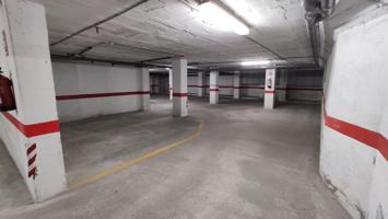 Garaje en Venta en El Centro en Paseo Marítimo Fuengirola photo 0