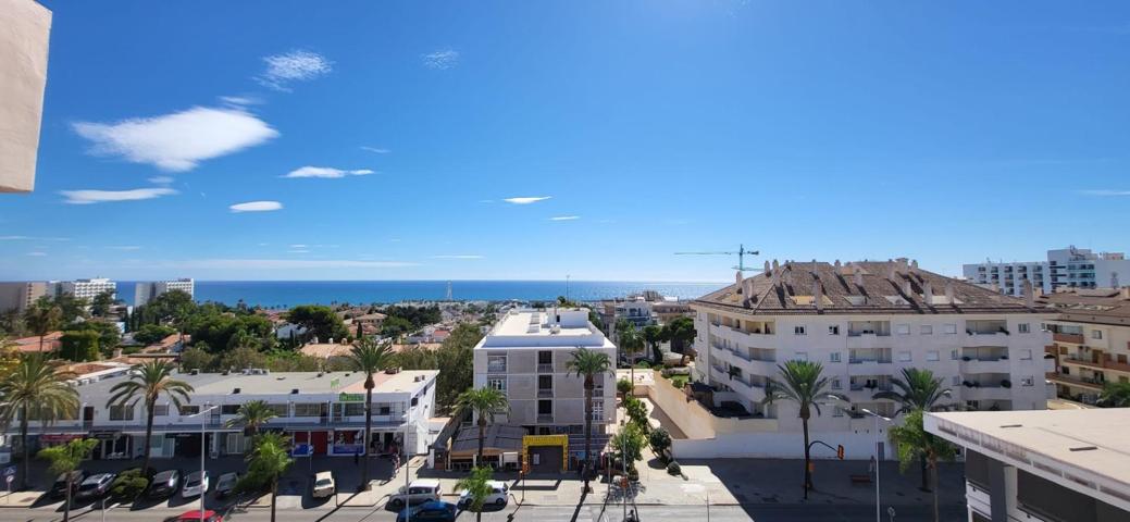 BONITO APARTAMENTO EN BENALMADENA FRENTE A PUERTO MARINA photo 0