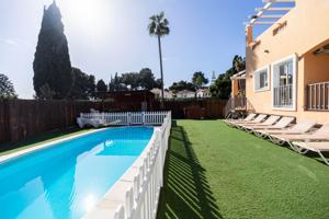 Fabulosa Villa independiente con Piscina en El Pinar de Torremolinos - Palacio de Congresos photo 0