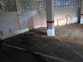 Ocasión. Venta de plaza de parking en Calahonda photo 0