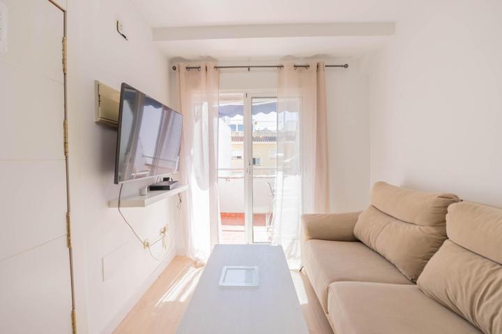 Ático con Solárium Privado en la Mejor Zona de Los Boliches photo 0