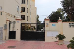 Plaza de garaje en venta en el edificio Villaluz, Fuengirola photo 0