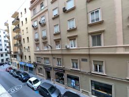 ESPACIOSO PISO PARA REFORMAR EN PLENO SOHO CENTRO DE MÁLAGA photo 0
