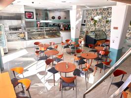 *¡OPORTUNIDAD DE TRASPASO EN CHURRINA, MÁLAGA! PANADERÍA – PASTELERÍA – BAR EN FUNCIONAMIENTO + VIVI photo 0