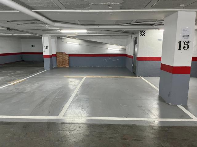 Plaza de Parking zona Puerto Deportivo Benalmádena photo 0
