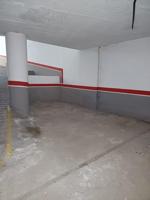 Oportunidad Única en el Centro de Torremolinos: Amplia Plaza de Garaje photo 0