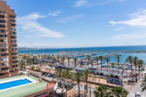 Piso a la venta primera linea de Playa, puerto deportivo Fuengirola photo 0