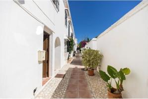 ¡Oportunidad Única en el Corazón de Fuengirola – Barrio Pueblo López! photo 0