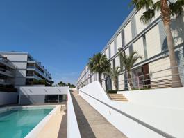 Piso Exclusivo con Terraza y Zonas Comunes Espectaculares! photo 0