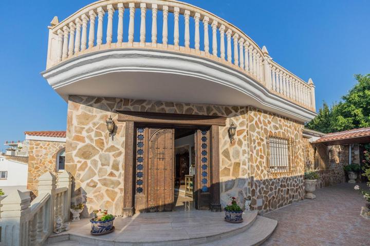 Exclusiva Villa en Torremuelle: Espacio, Elegancia y Rentabilidad Garantizada photo 0