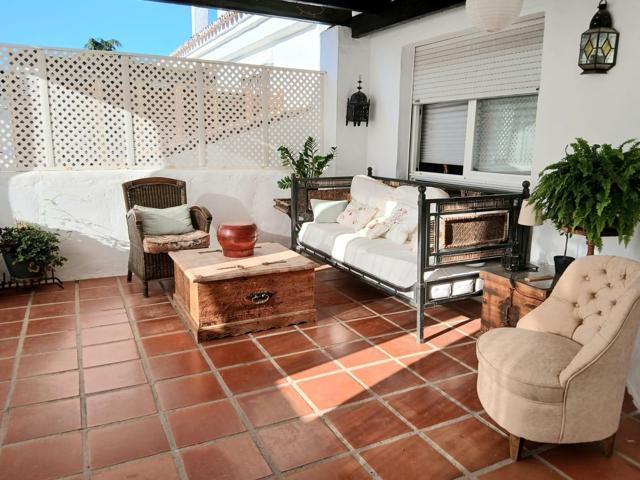 PRECIOSO ATICO DUPLEX EN LOS NARANJOS MARBELLA photo 0