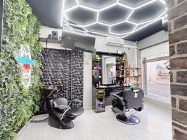 Barbería lista para empezar en el corazón de Arroyo de la Miel photo 0