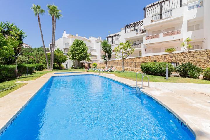 Planta baja con gran terraza y vistas a jardín y piscina – Riviera del Sol photo 0