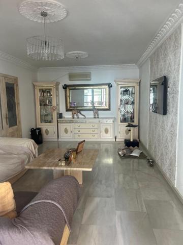 Precioso apartamento en el corazón de Las Lagunas, Fuengirola. photo 0