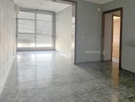 PISO EN DISTRITO OESTE ZONA AVDA. TOMAS GARCIA FIGUERAS photo 0