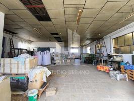 Nave Industrial en venta en Castellanos de Moriscos de 583 m2 photo 0