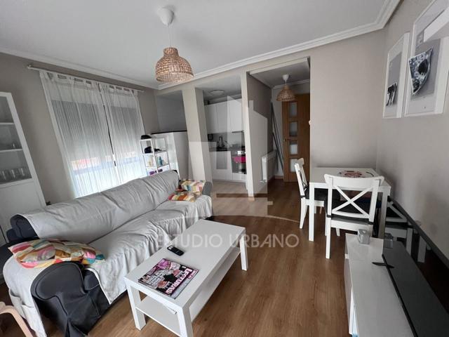 Piso en venta en Villamayor de 55 m2 photo 0