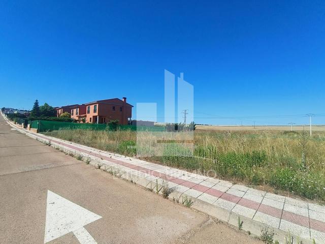 Terreno en venta en Carrascal de Barregas de 1166 m2 photo 0