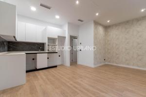 Piso en venta en Salamanca de 60 m2 photo 0
