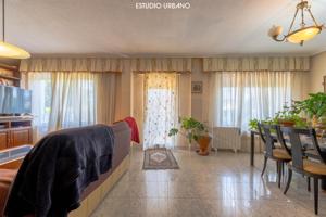 Casa - Chalet en venta en Santa Marta de Tormes de 272 m2 photo 0