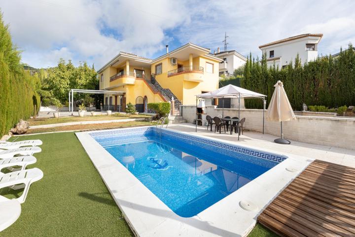 PEDAZO DE CHALET EN HUETOR SANTILLAN!!!! photo 0