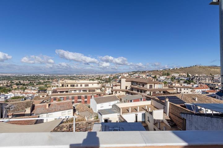 CASA EN LA PARTE BAJA DE BARRIO DE MONACHIL photo 0