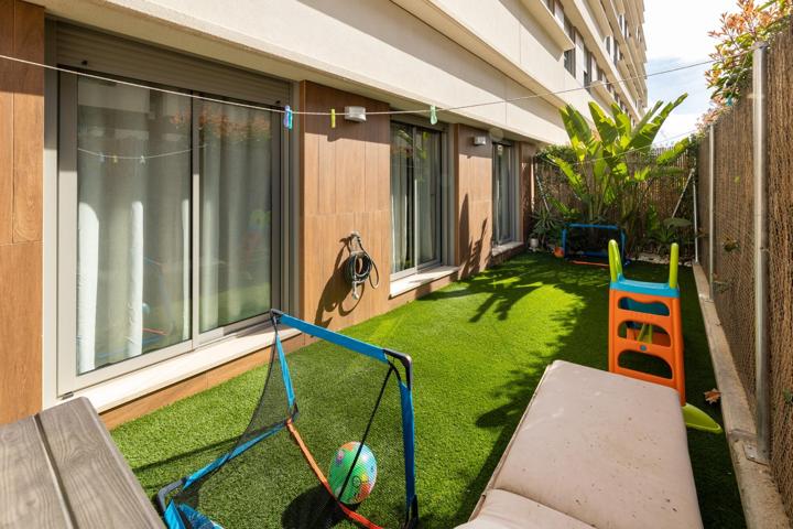 🏡 ¡Estrena tu nuevo hogar en Granada con las mejores calidades! 🌟 photo 0